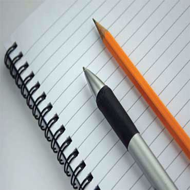 صورة لقسم أقلام الرصاص والحبر
